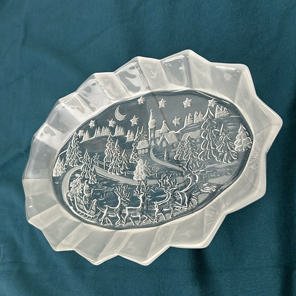 Vintage Mikasa Silent Night Glass Candy Dish Christmas Holidays Santa - Picture 2 of 10